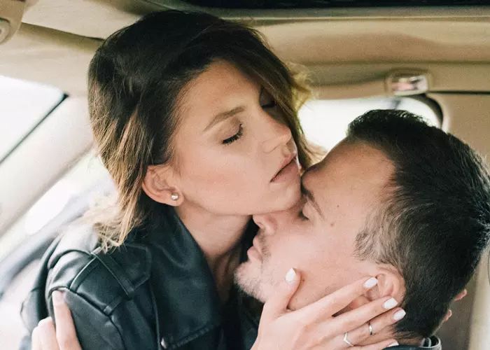 Drei Dinge, von denen die M�nner sofort verliebt werden